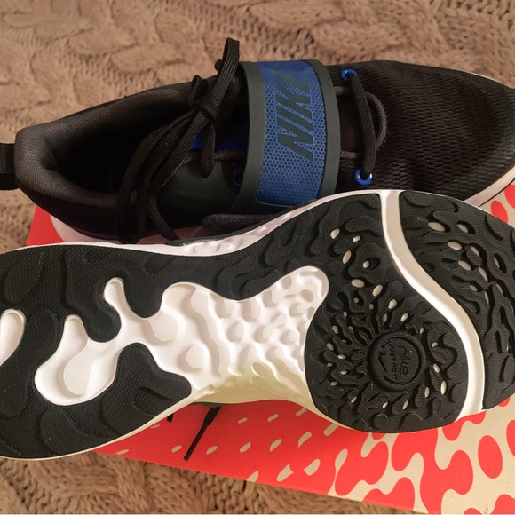 Men’s Nike Renew Retaliation 4 - Picture 4 of 5